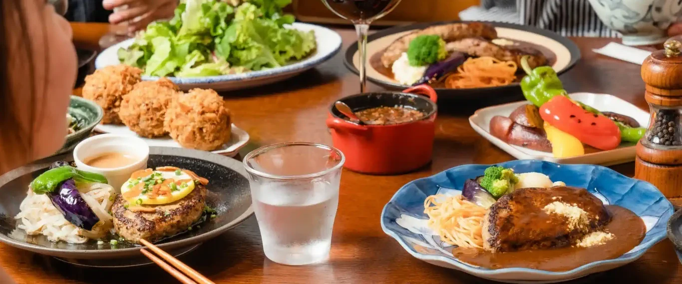 家族で囲む、ご自宅で山本のハンバーグ