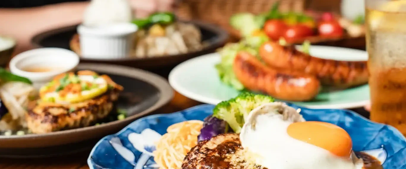 山本のハンバーグセットの近影